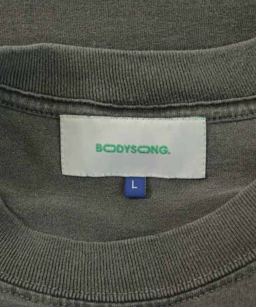 bodysong. เสื้อยืด/เสื้อท็อปส์