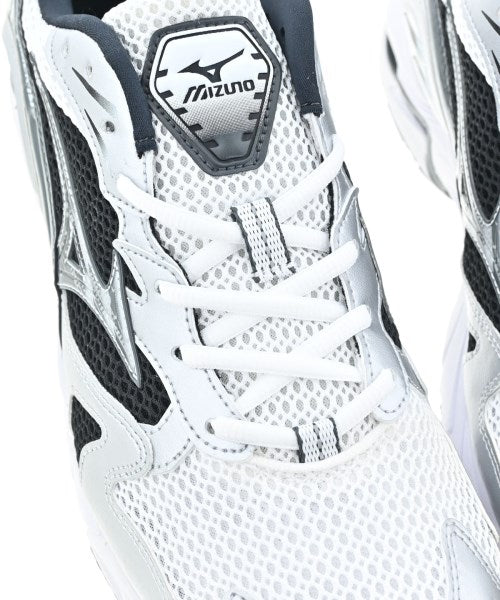 MIZUNO รองเท้าผ้าใบ