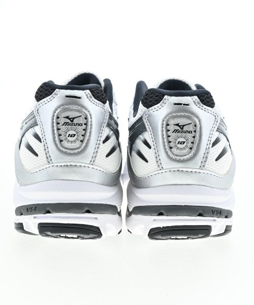 MIZUNO รองเท้าผ้าใบ