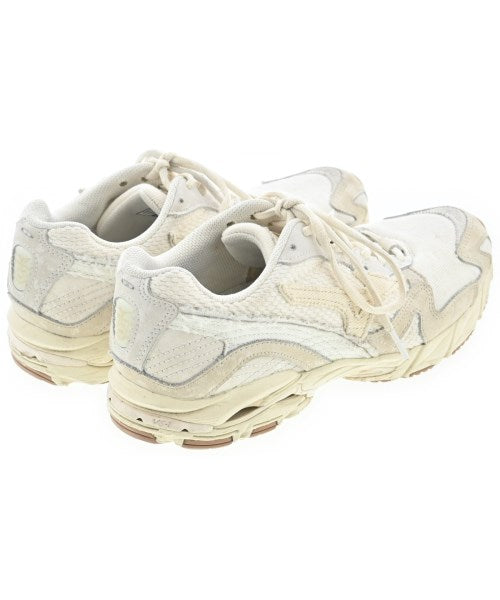 MIZUNO รองเท้าผ้าใบ