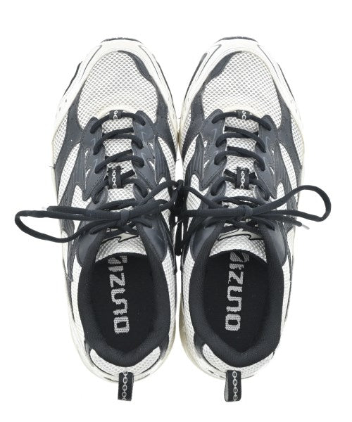 MIZUNO รองเท้าผ้าใบ