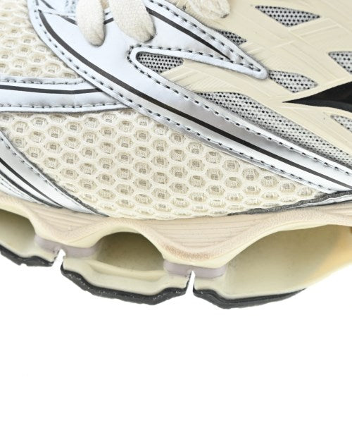 MIZUNO รองเท้าผ้าใบ