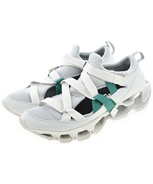 MIZUNO รองเท้าผ้าใบ
