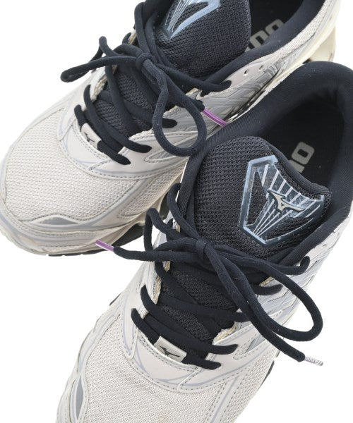 MIZUNO รองเท้าผ้าใบ