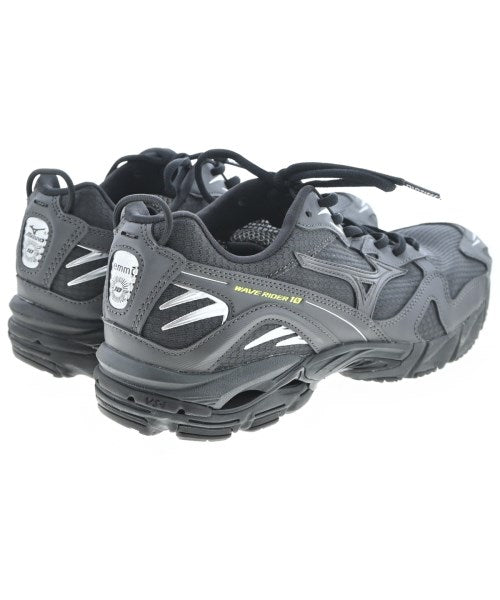 MIZUNO รองเท้าผ้าใบ