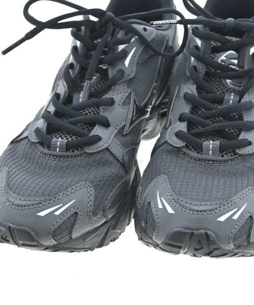 MIZUNO รองเท้าผ้าใบ
