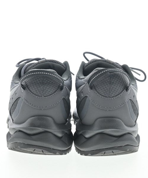 MIZUNO รองเท้าผ้าใบ