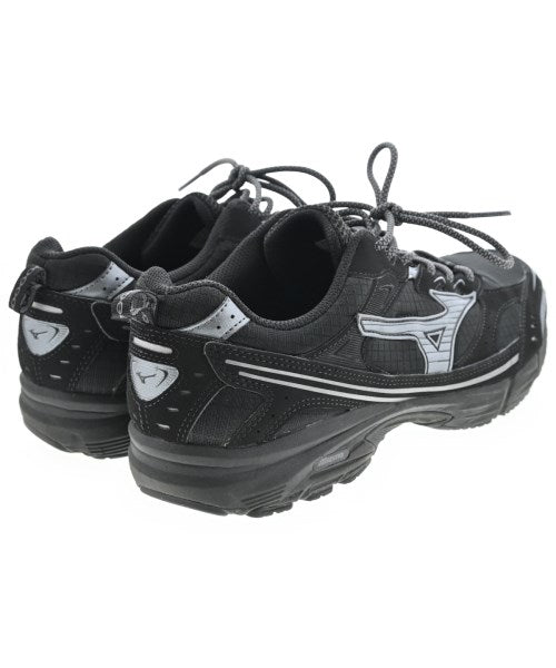 MIZUNO รองเท้าผ้าใบ
