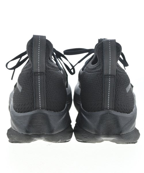 MIZUNO รองเท้าผ้าใบ