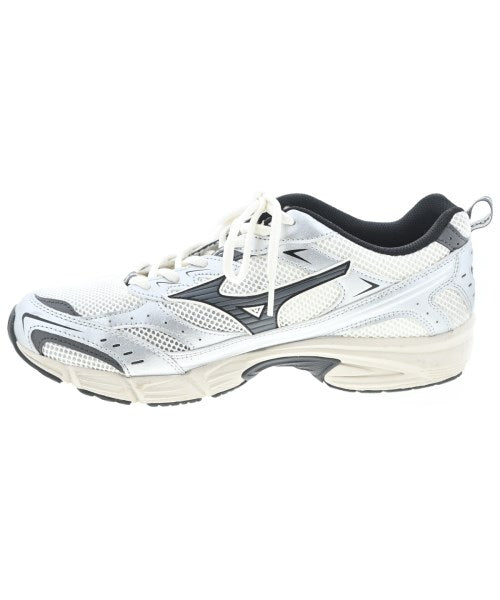 MIZUNO รองเท้าผ้าใบ