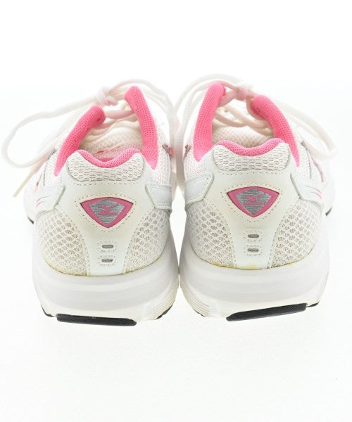 MIZUNO รองเท้าผ้าใบ