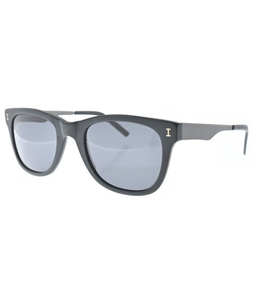 illesteva แว่นกันแดด