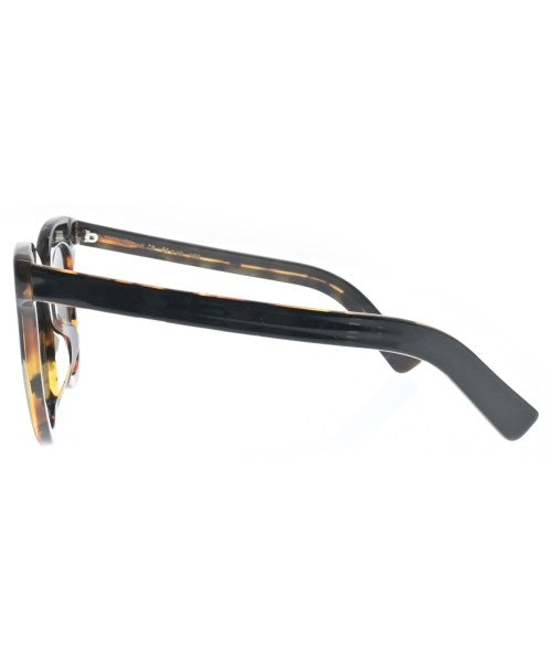 illesteva แว่นกันแดด