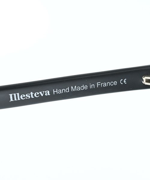 illesteva แว่นกันแดด