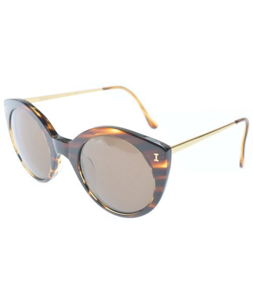 illesteva แว่นกันแดด