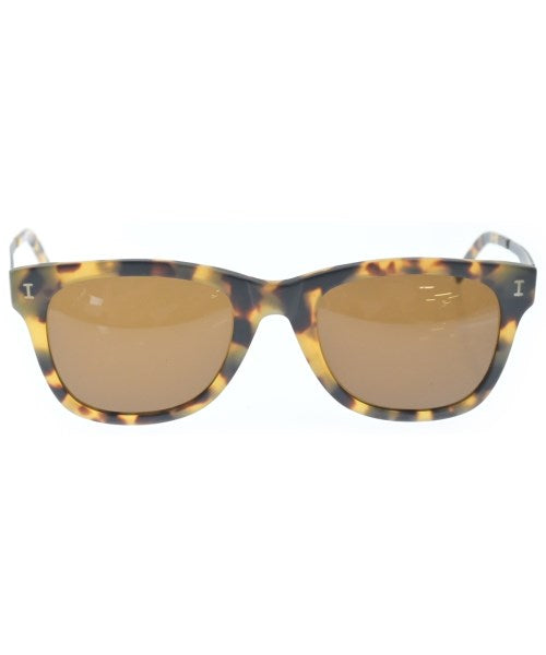 illesteva แว่นกันแดด