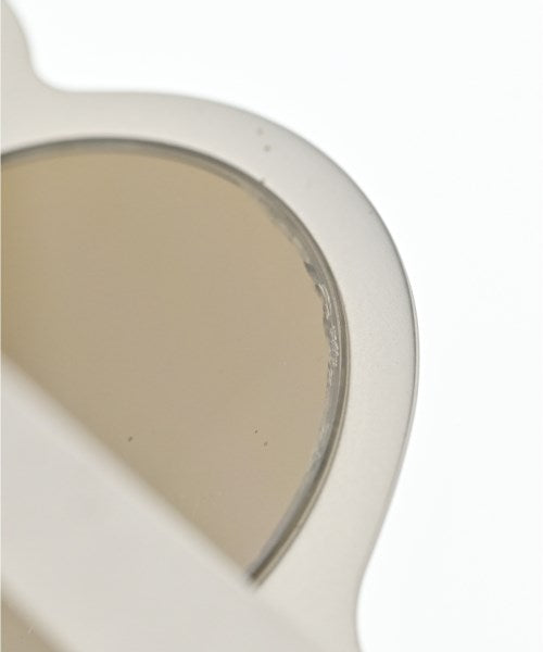 illesteva แว่นกันแดด