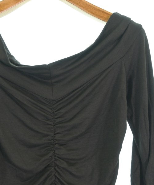VICOLO เสื้อยืด/เสื้อท็อปส์