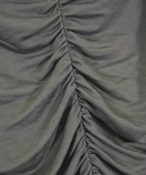 VICOLO เสื้อยืด/เสื้อท็อปส์