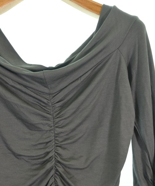 VICOLO เสื้อยืด/เสื้อท็อปส์