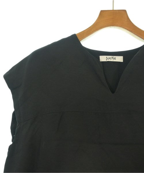 DIM MAK เสื้อลำลอง