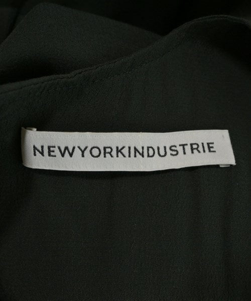 NewYorkIndustrie ชุดเดรส