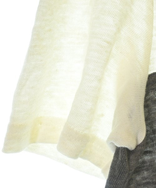 RIVORA เสื้อยืด/เสื้อท็อปส์