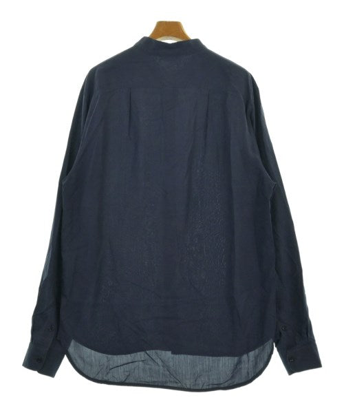 THE WHITE BRIEFS เสื้อลำลอง