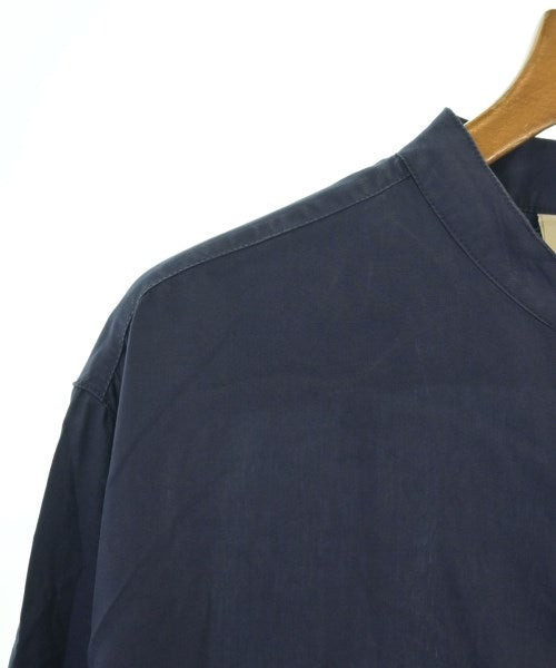 THE WHITE BRIEFS เสื้อลำลอง