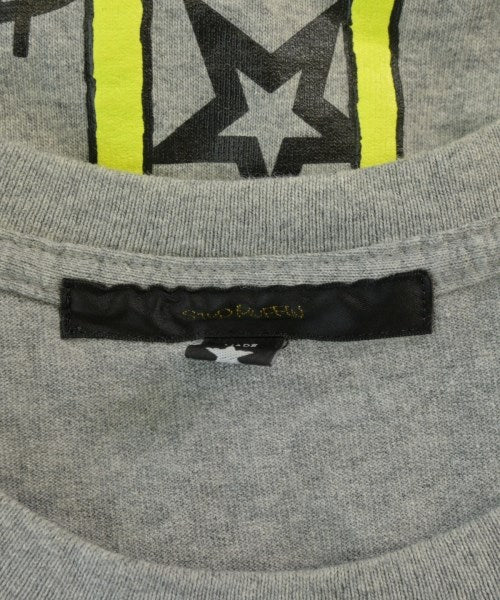 STUD MUFFIN เสื้อยืด/เสื้อท็อปส์
