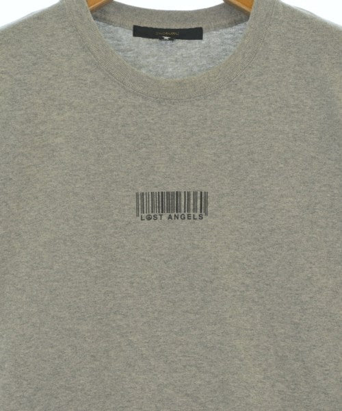 STUD MUFFIN เสื้อยืด/เสื้อท็อปส์