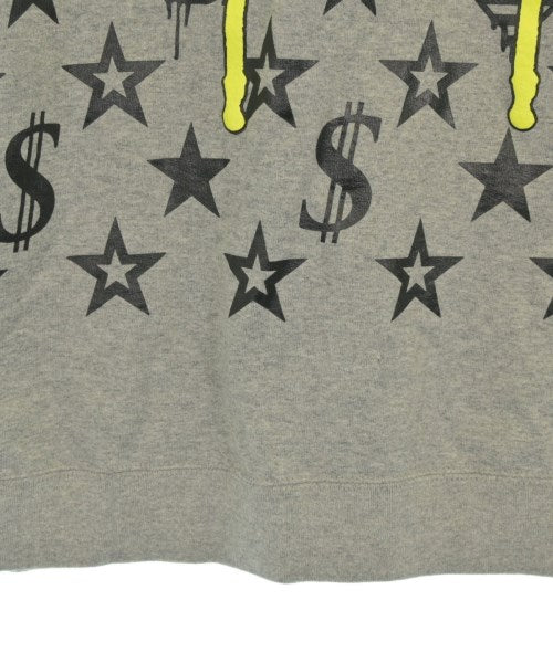 STUD MUFFIN เสื้อยืด/เสื้อท็อปส์