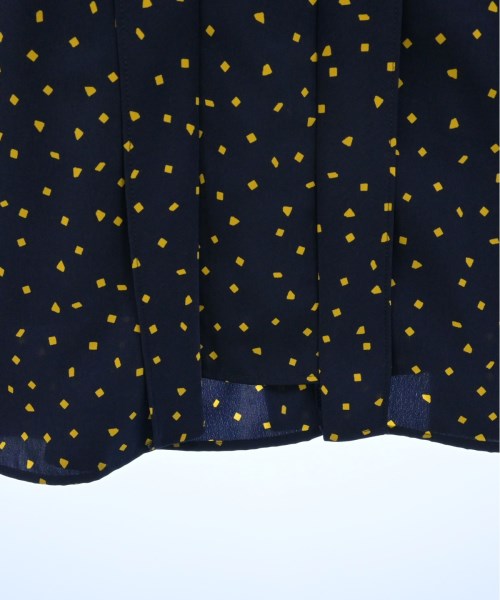 D'agilita กระโปรงยาวถึงเข่า