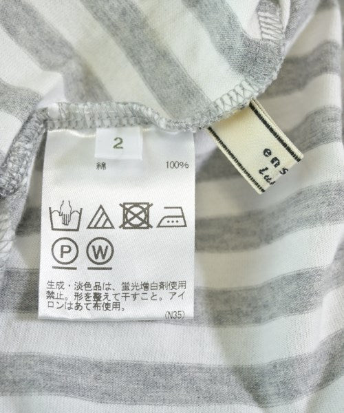 ensuite เสื้อยืด/เสื้อท็อปส์
