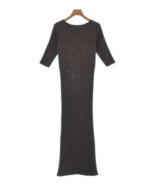 SALT. ชุดเดรส