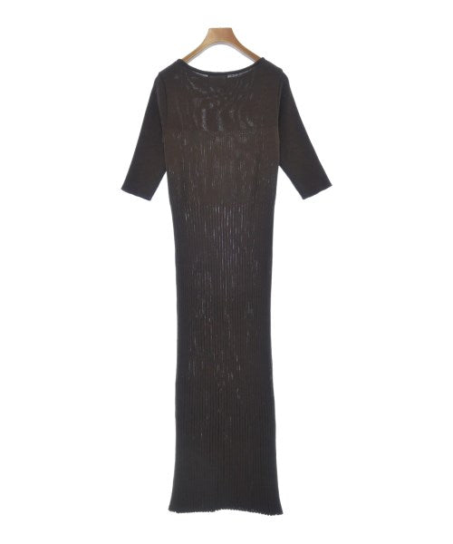 SALT. ชุดเดรส