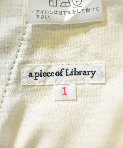 a Piece of Library กางเกง อื่น
