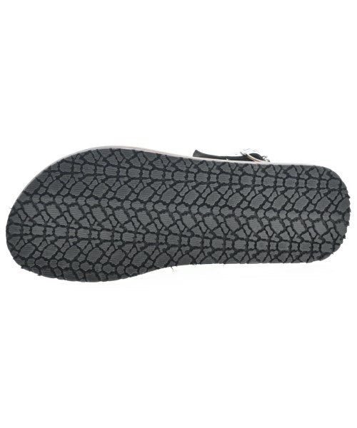 BRADOR รองเท้าแตะ