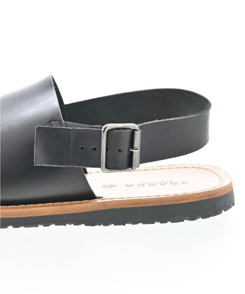 BRADOR รองเท้าแตะ