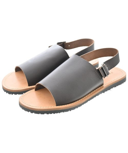 BRADOR รองเท้าแตะ