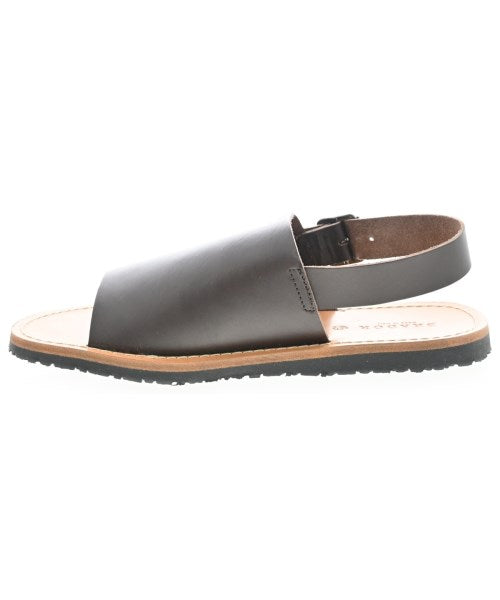 BRADOR รองเท้าแตะ