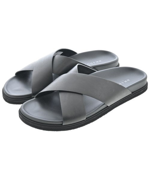 BRADOR รองเท้าแตะ