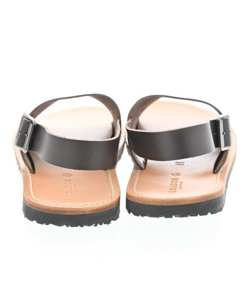 BRADOR รองเท้าแตะ