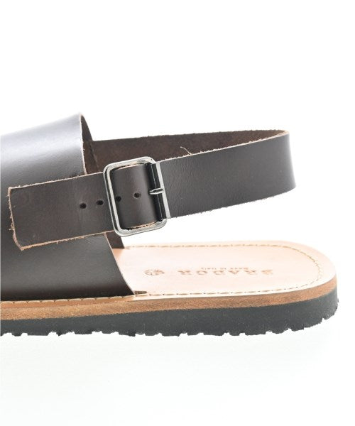 BRADOR รองเท้าแตะ