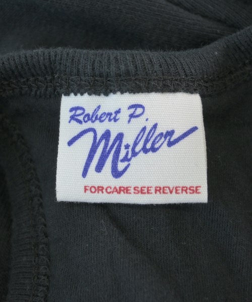 Robert P.Miller ชุดเดรส