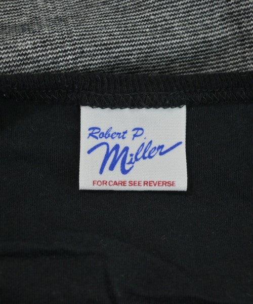 Robert P.Miller เสื้อกล้าม