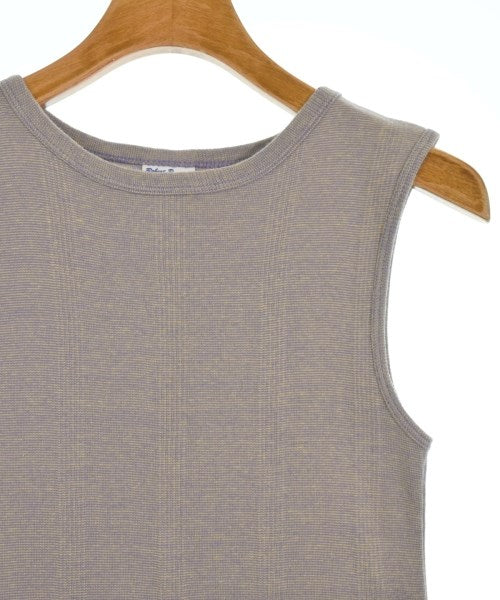 Robert P.Miller เสื้อแขนกุด