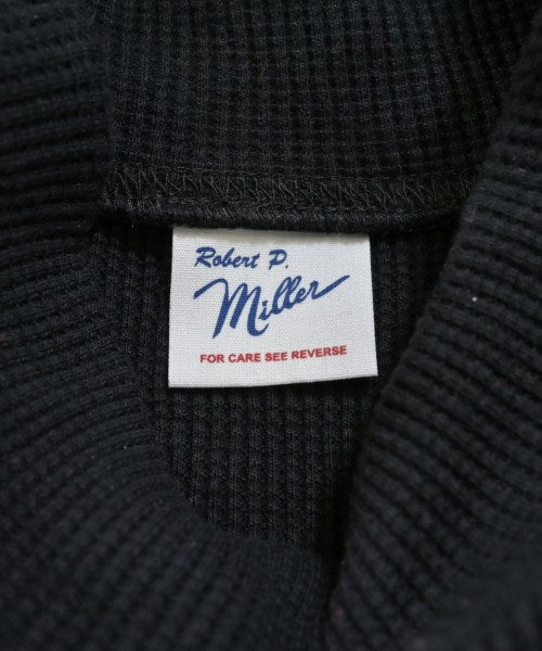 Robert P.Miller เสื้อยืด/เสื้อท็อปส์