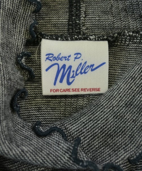 Robert P.Miller เสื้อยืด/เสื้อท็อปส์