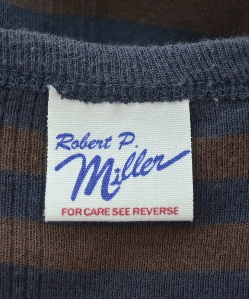 Robert P.Miller เสื้อยืด/เสื้อท็อปส์